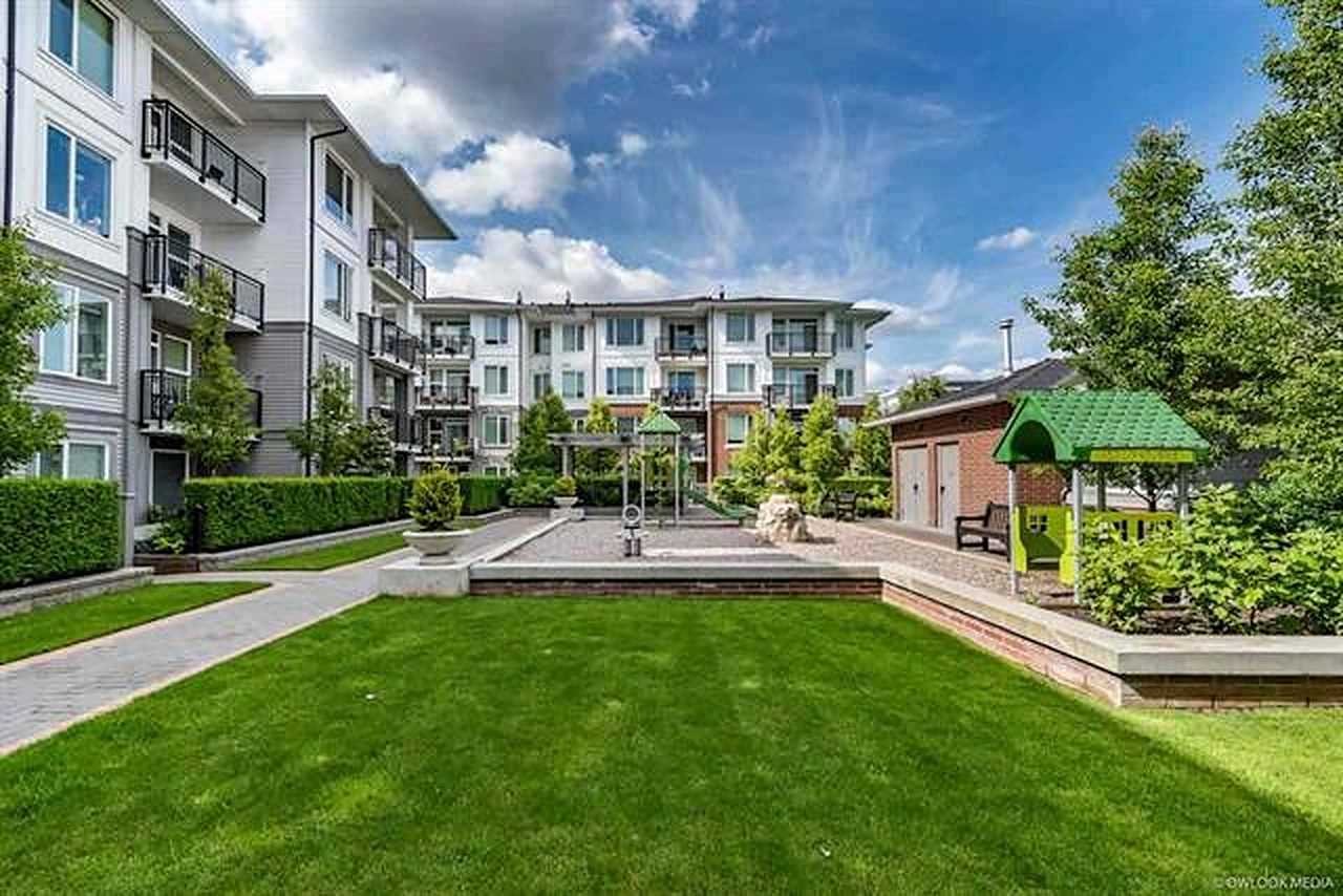 135-9399 Odlin Rd