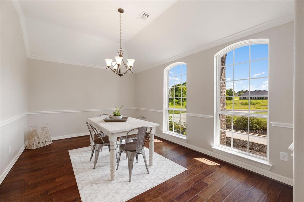 3252 Rolling Valley Ln