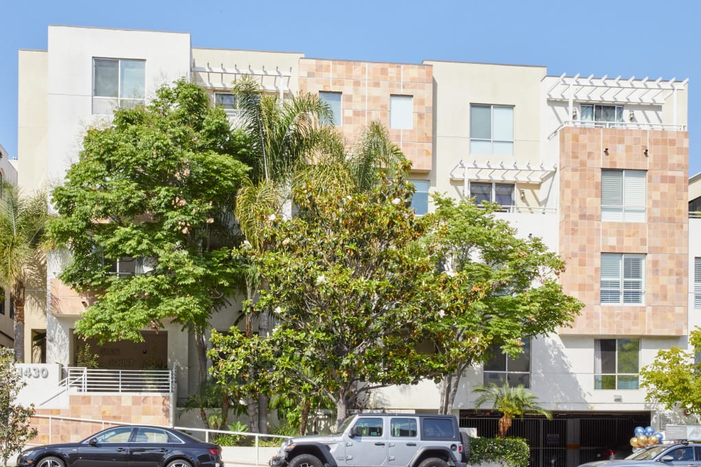 1430 South Beverly Glen Blvd, #302