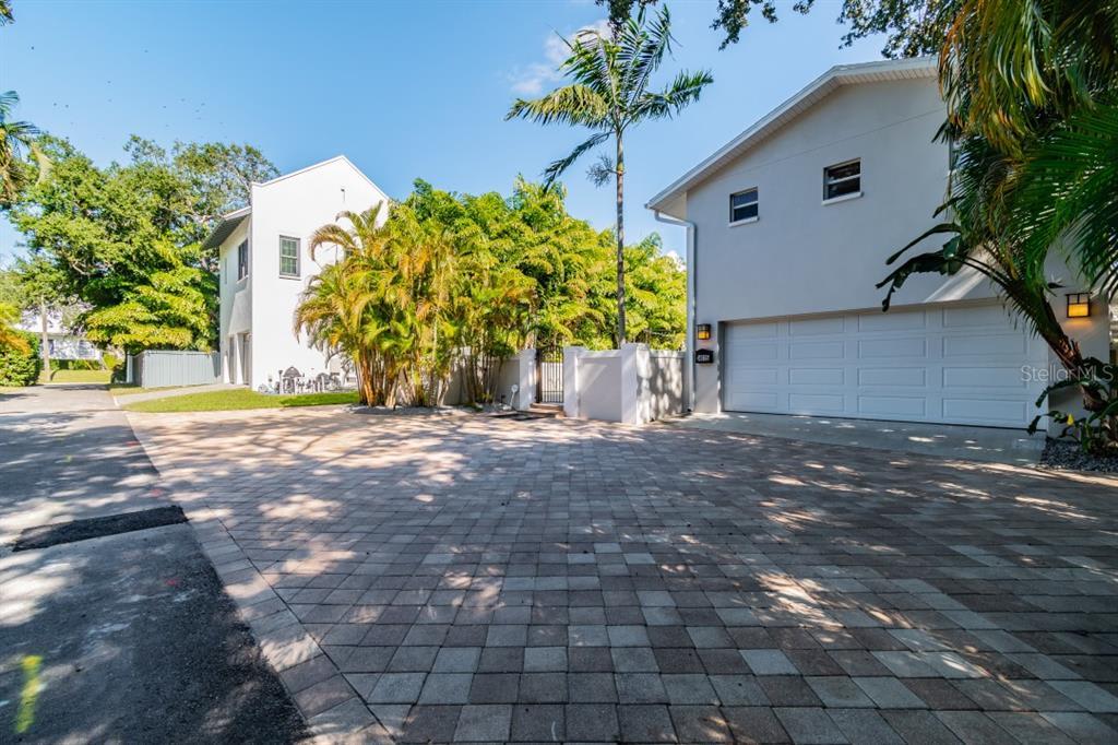 4615 Bayshore Blvd