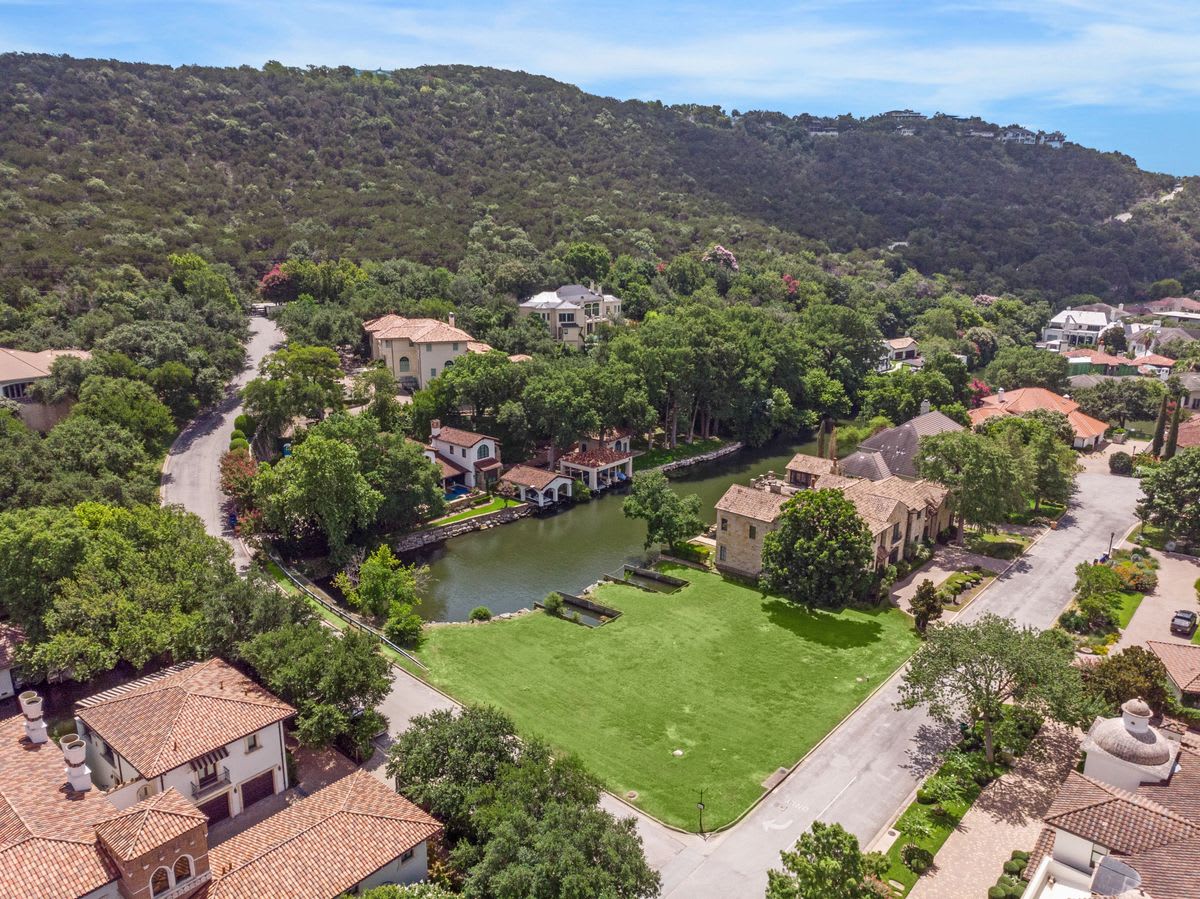 Lake Austin New Construction