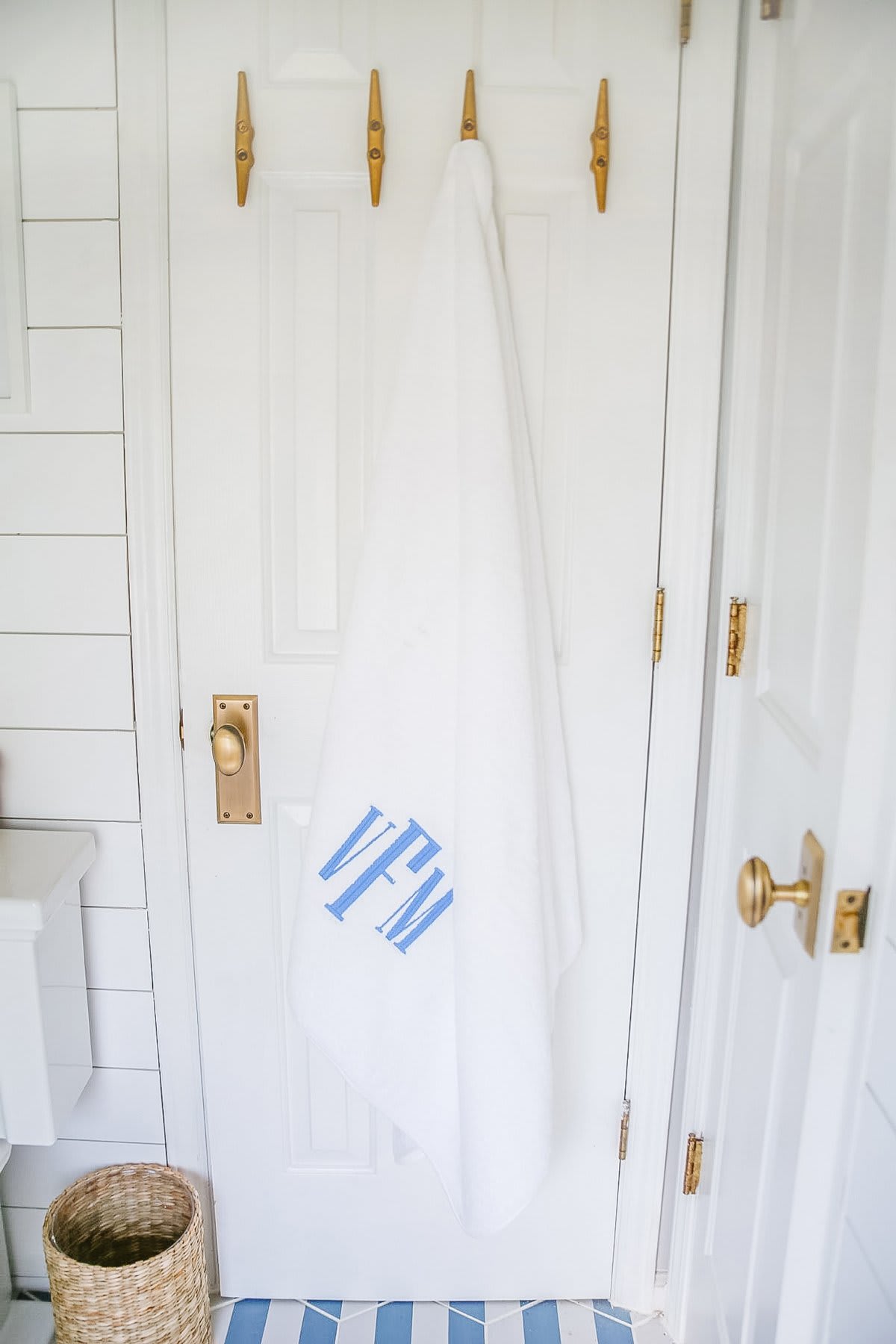 House Tour: Coastal Prep