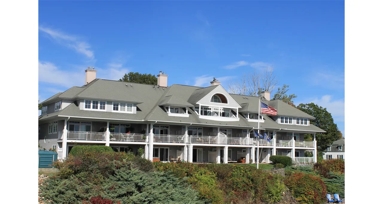 Home For Sale – 4 Island Avenue, Unit #4, Kittery, Maine 03904