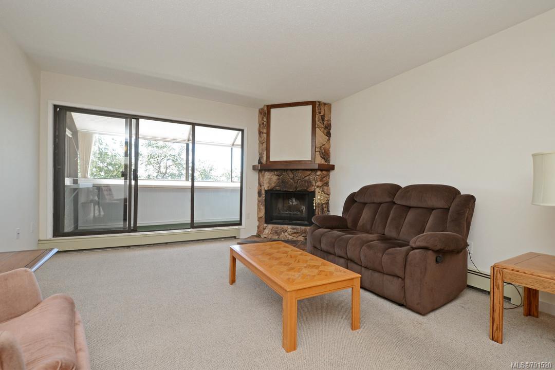 305-1020 Esquimalt Rd