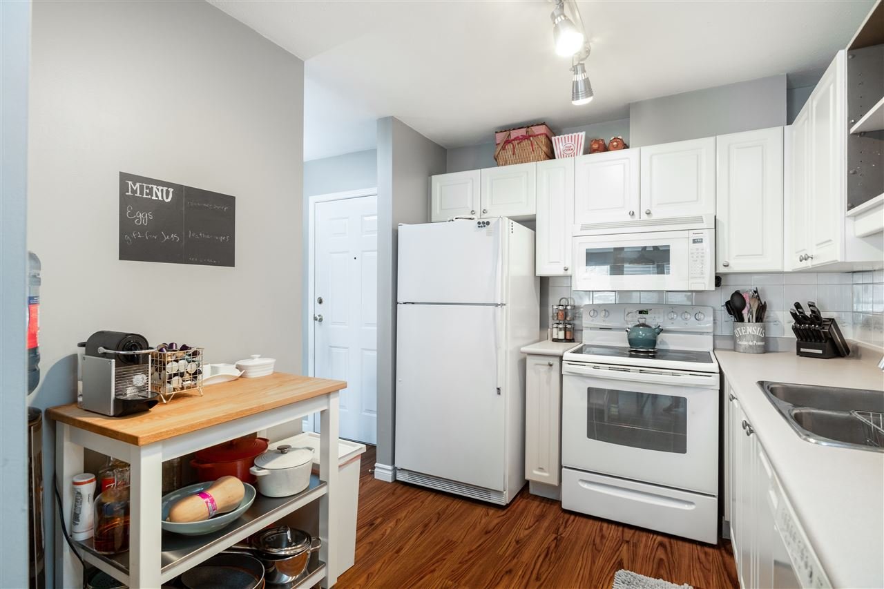 216-888 Gauthier Ave