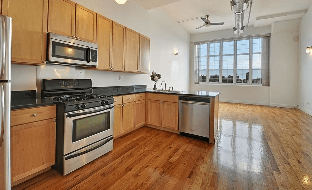 689 Myrtle Ave Apt: 5B