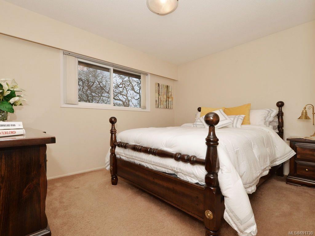 3775 JENNIFER Pl
