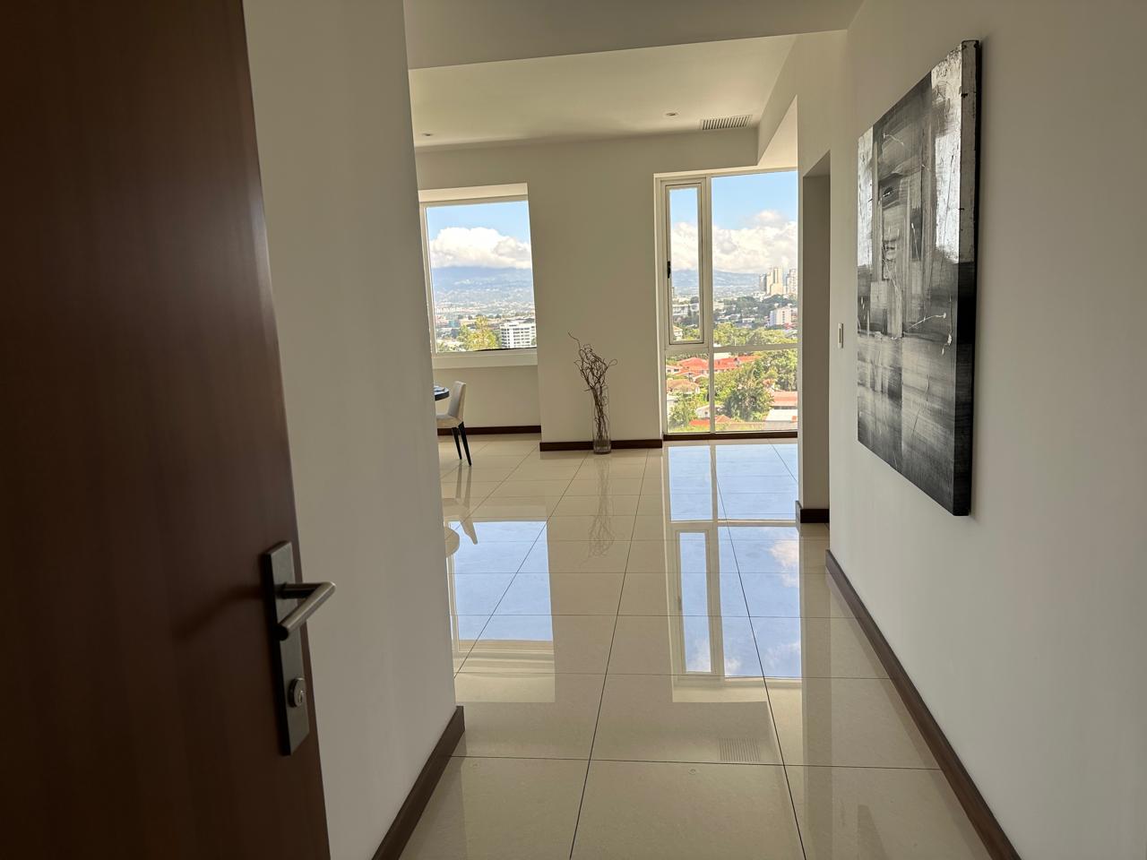 Spacious Mountain View Condo, Escazu, San Jose