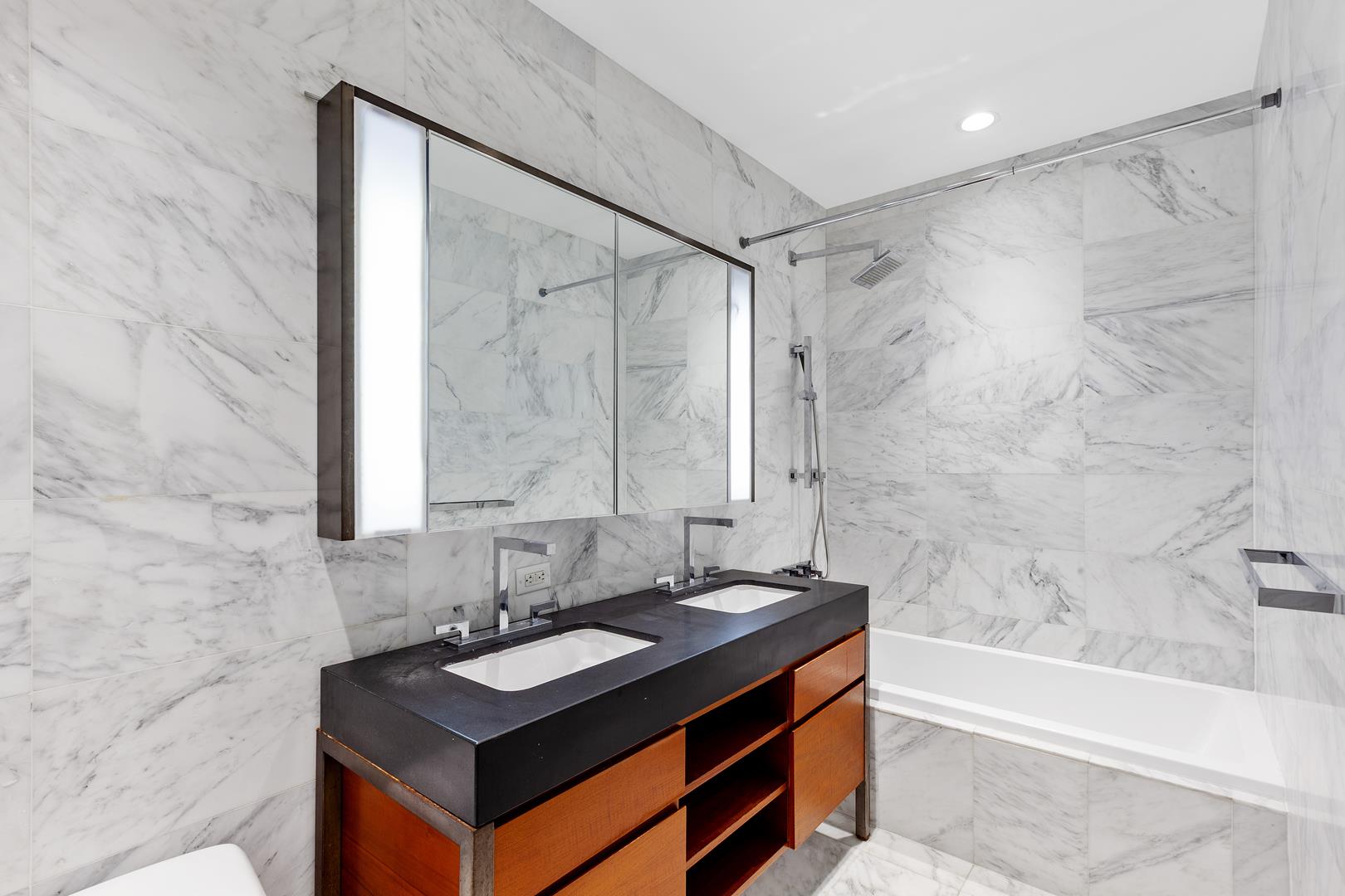 75 Wall Street, Apt 22-F