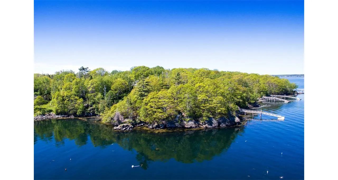 Home For Sale – 30 Flint Lane, Boothbay, Maine 04544