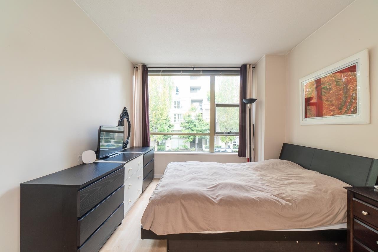 8266 Saba Rd