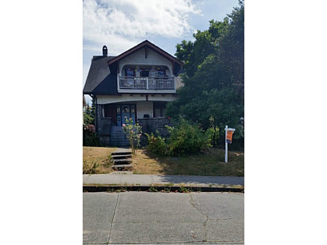 2576 W 3rd Ave