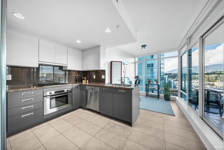 1101-1616 Bayshore Dr