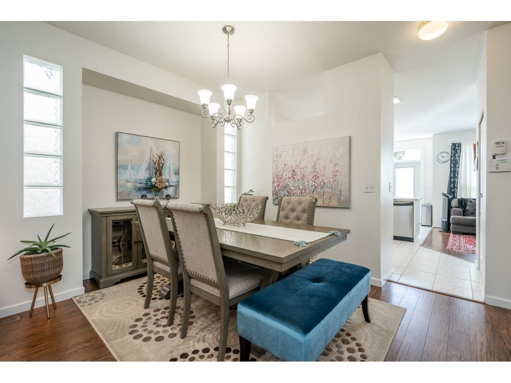 18498 64a Ave