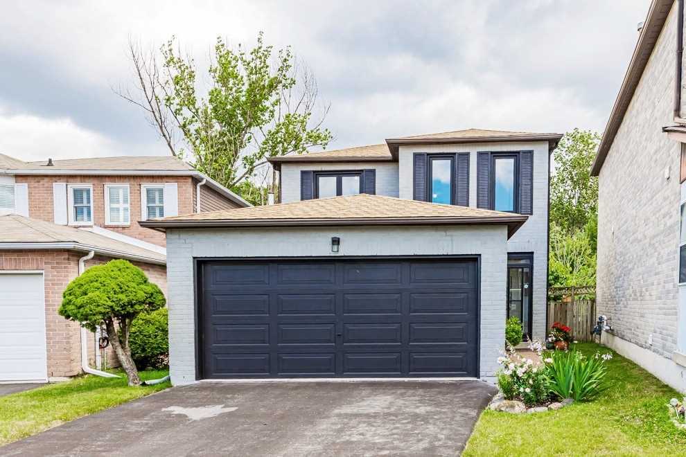 66 Maberley Cres