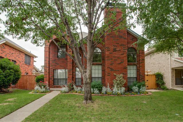 747 Woodlake Dr