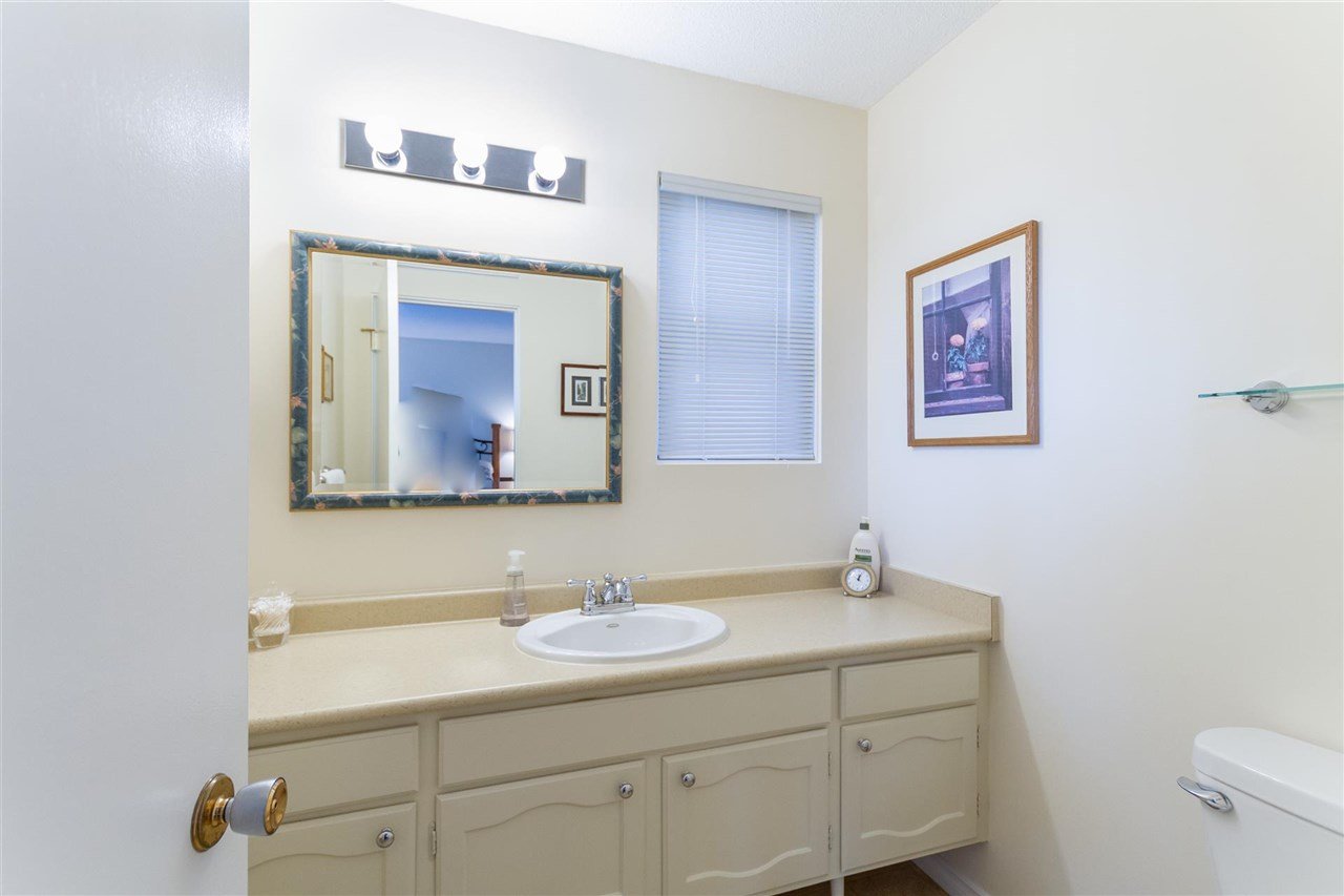 2947 Surf Cres