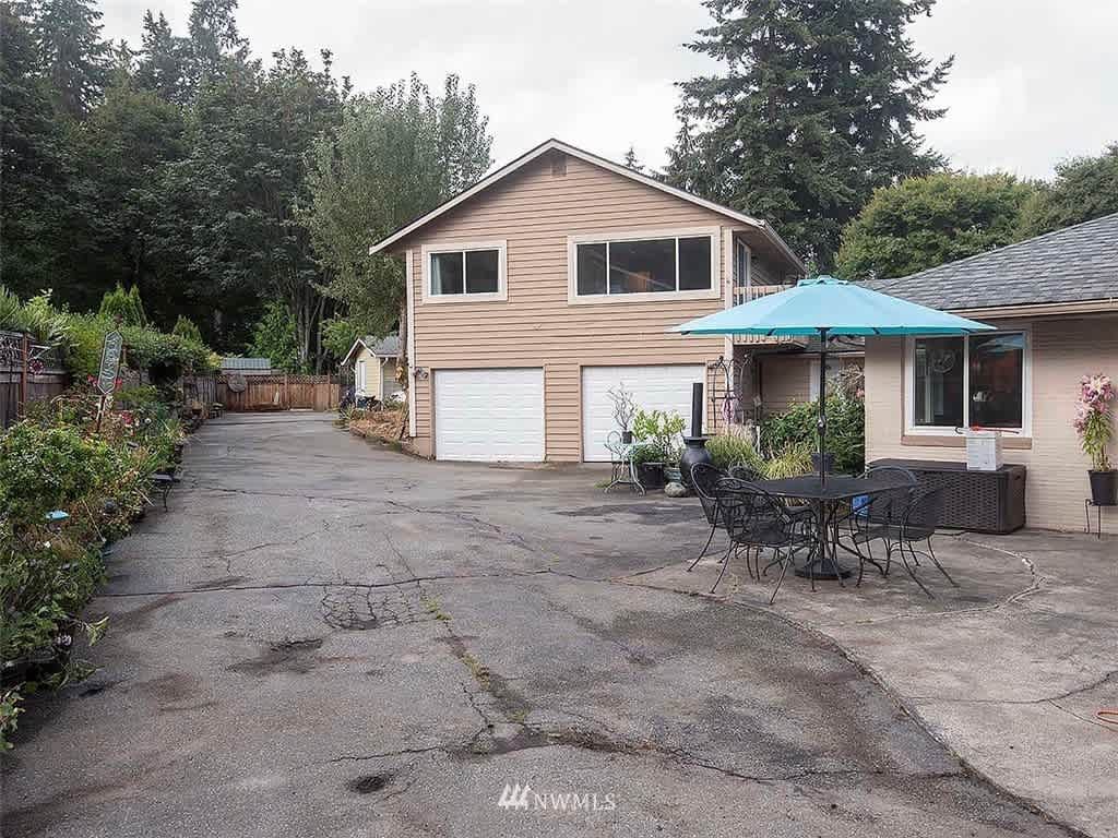 8112 Talbot Rd