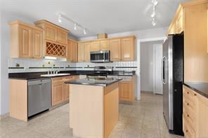 308-165 Kimta Rd