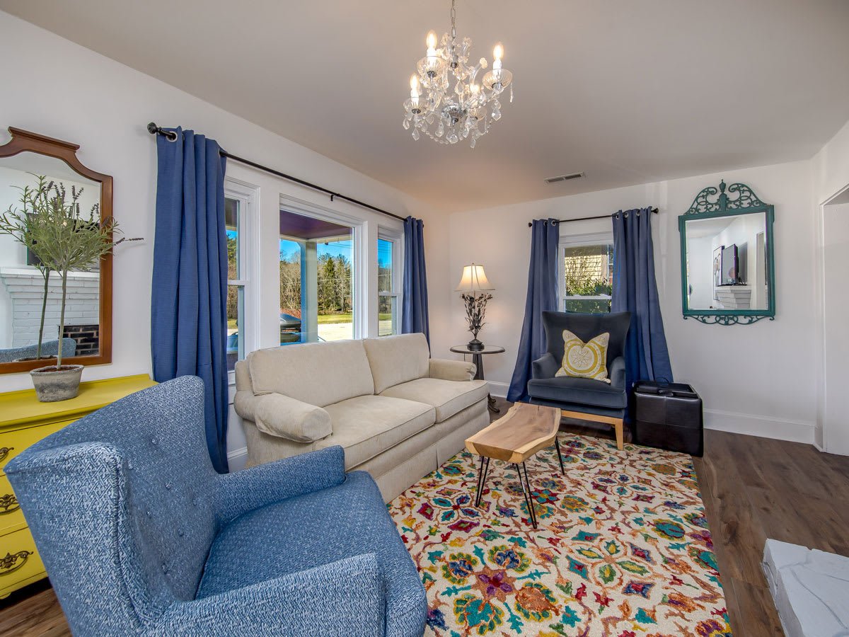 SO Nesty! Curb Appeal Upgrade