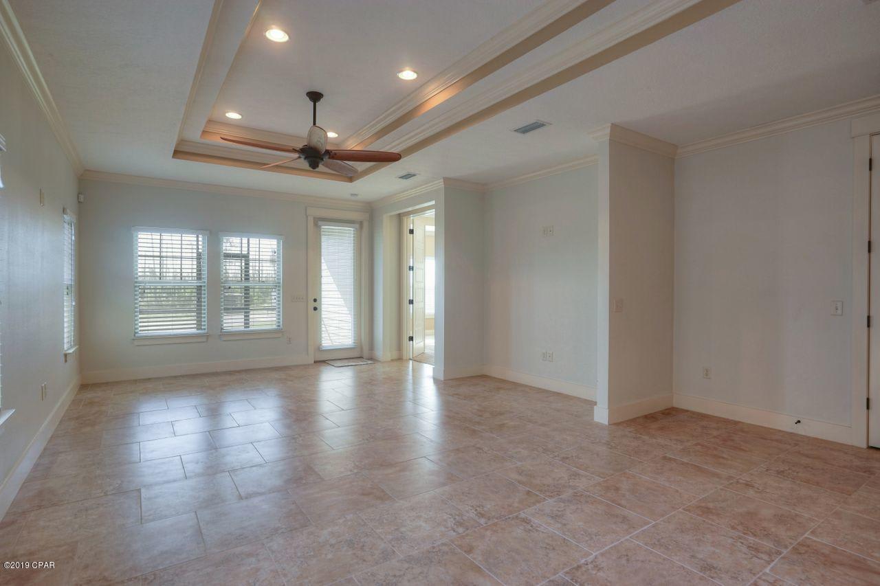 1420 Graham Ln