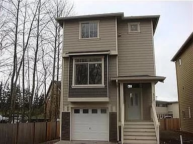 512 95th Ct SE