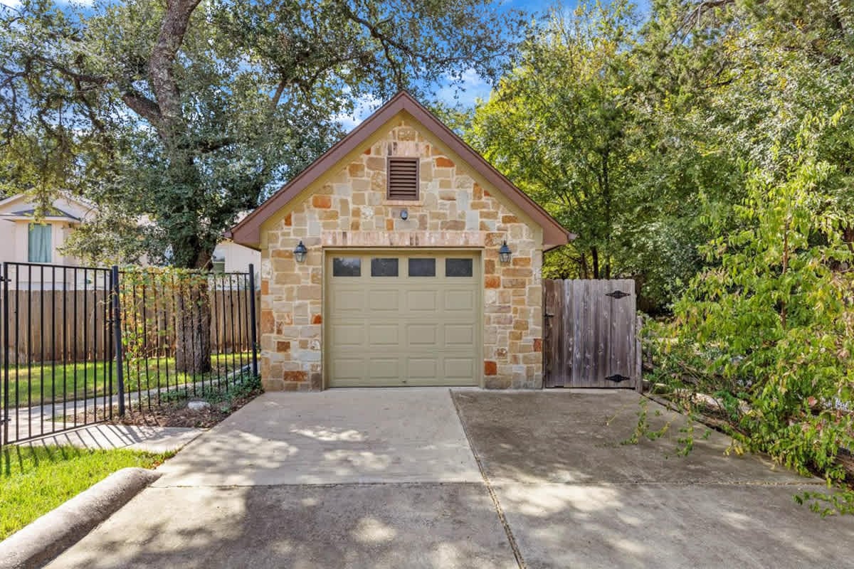 15003 Nightingale Ln, Austin, Texas 78734