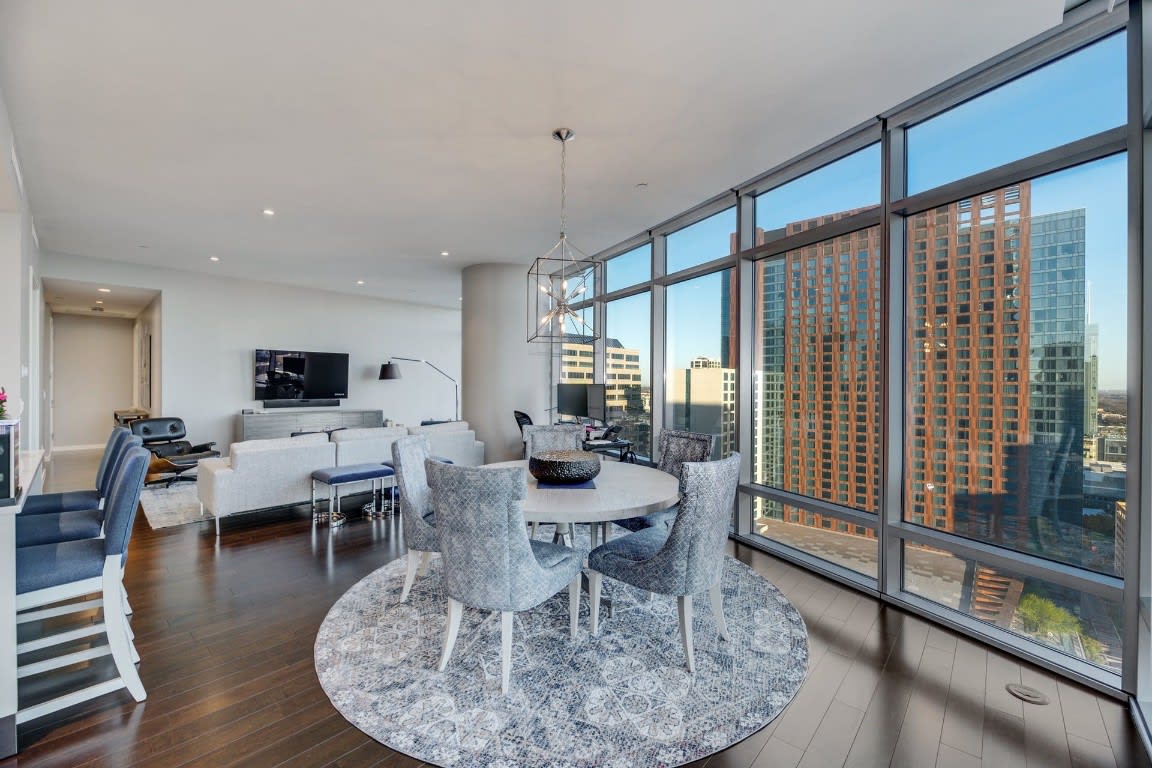 200 Congress Ave, #23F