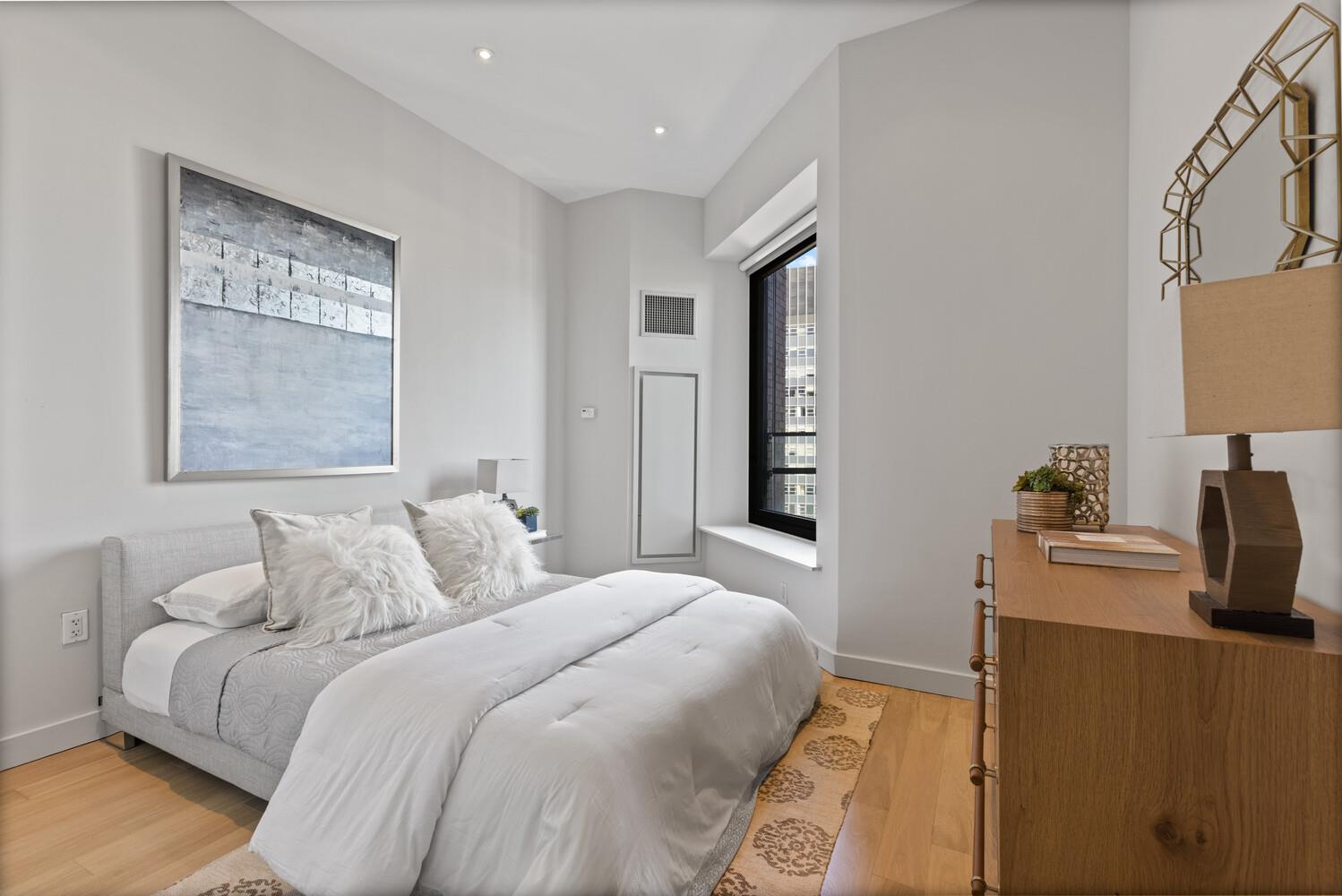 75 Wall Street, Apt 35-O