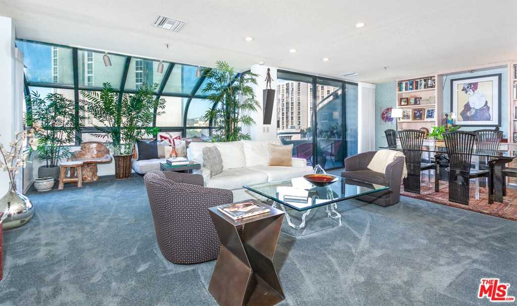 880 W 1ST Street Unit 406