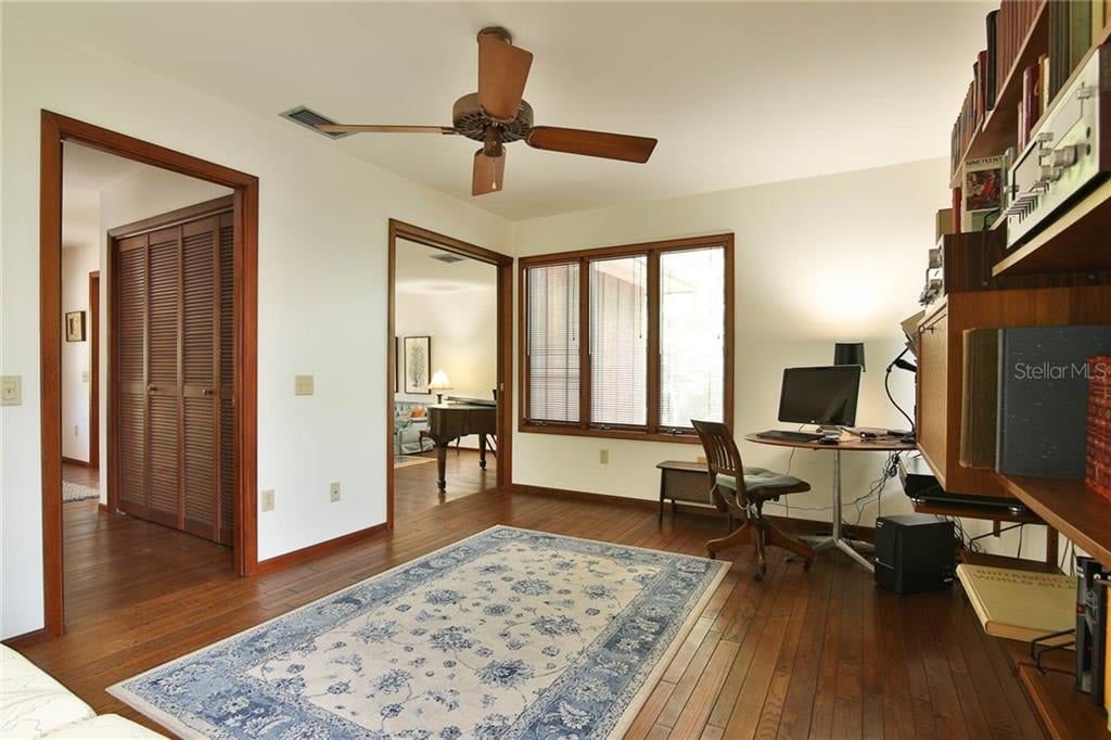 1311 Roberts Bay Ln