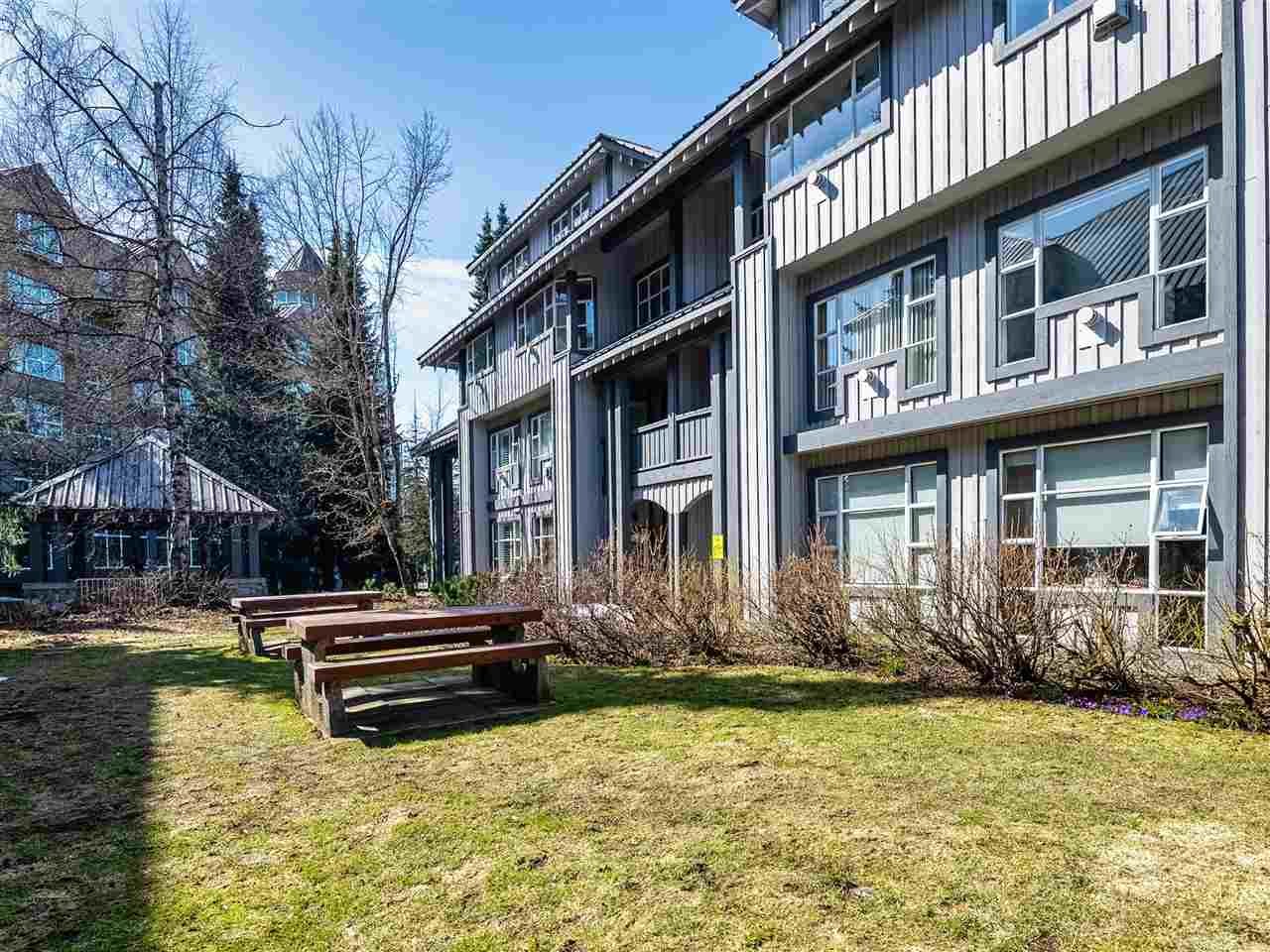 105-4573 Chateau Blvd