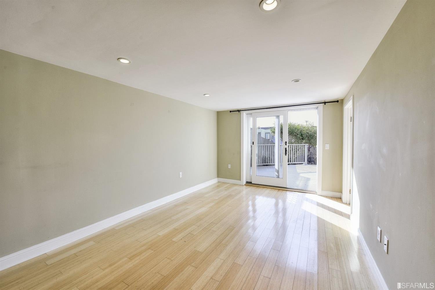 2235 43rd Ave