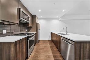 408-2461 Sidney Ave