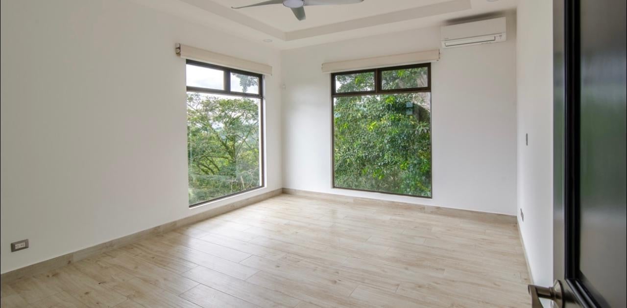 Grand View Luxury Home, Ciudad Colon, San Jose