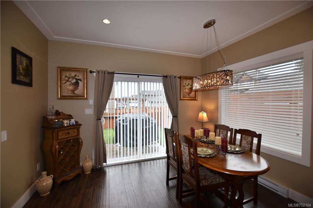 1918 Maple Ave, Sooke