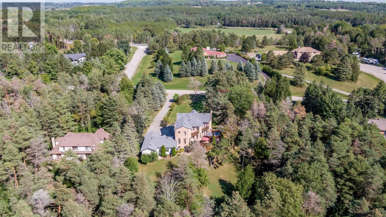 9 Pyne Hills Crt New Tecumseth