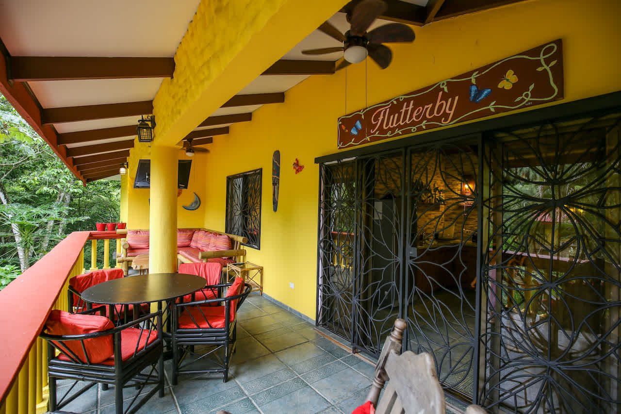 CASA MARIPOSA CONDOMINIUM IN THE HEARTH OF MANUEL ANTONIO