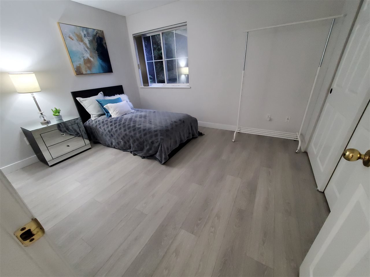 25-250 Casey St
