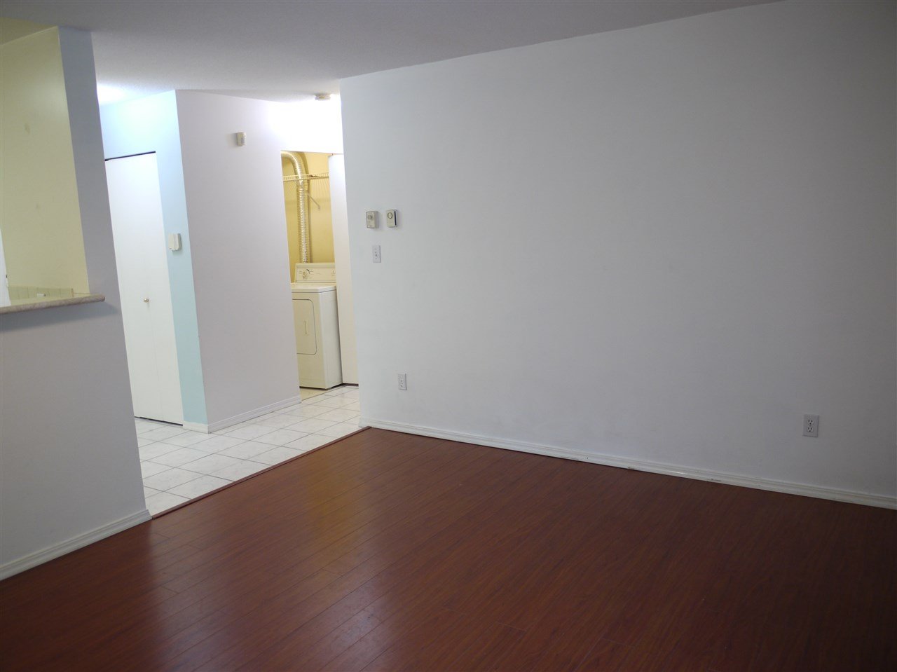 201-3051 Airey Dr