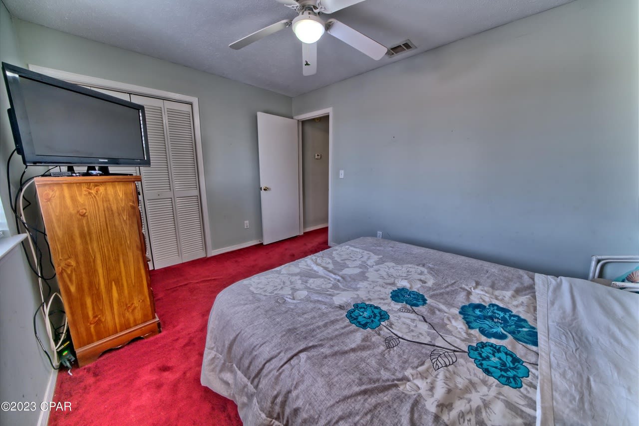 122 White Sandy Drive