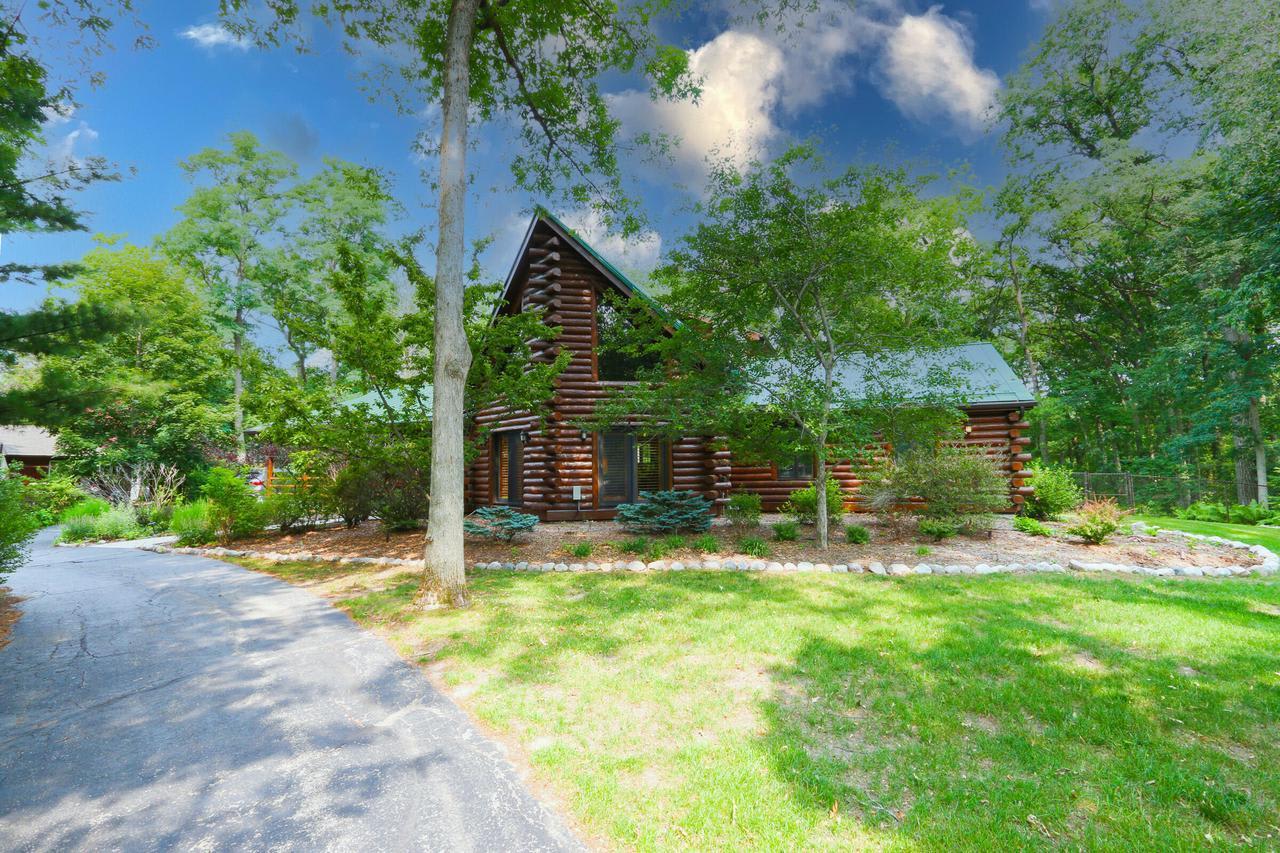 841 Brickley Dr