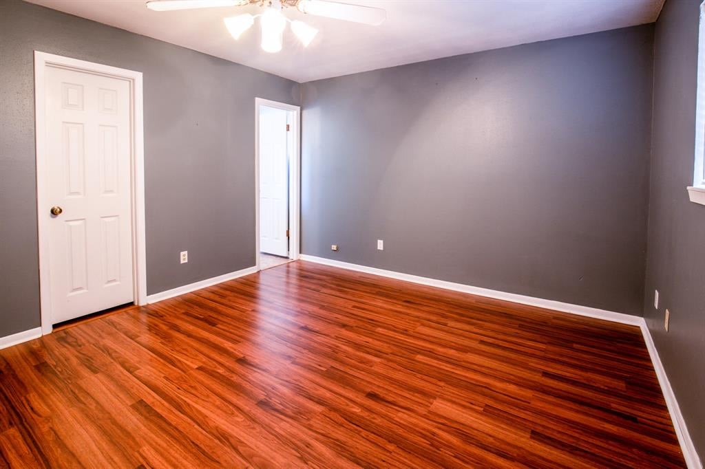 437 N Meinecke St Bellville, Tx 77418