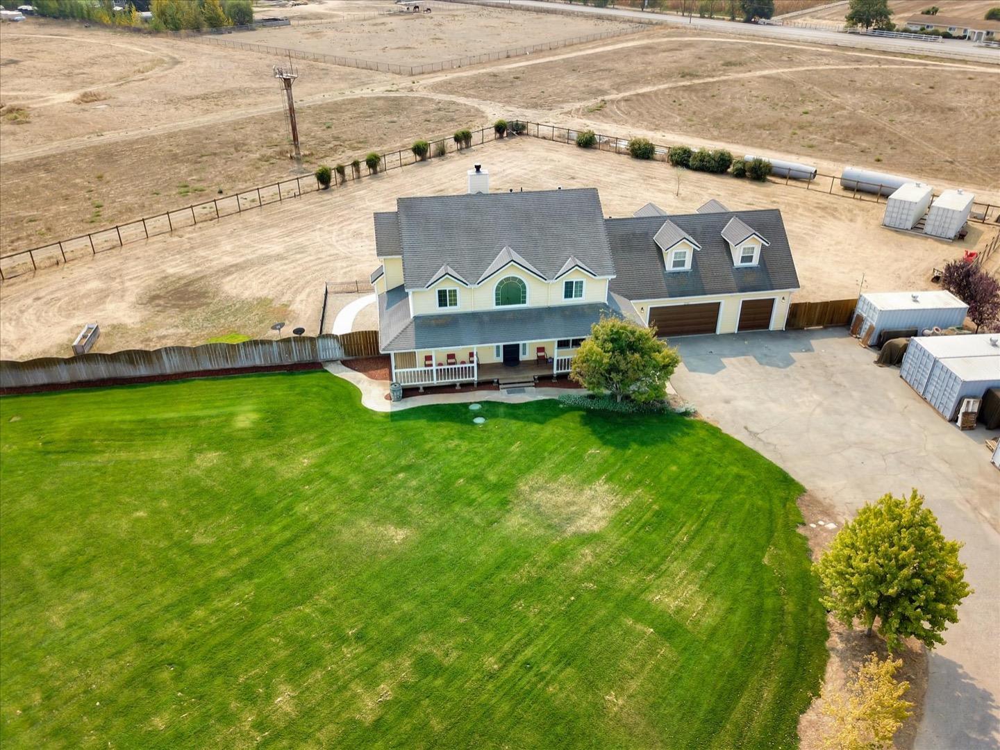2760 Leavesley RD