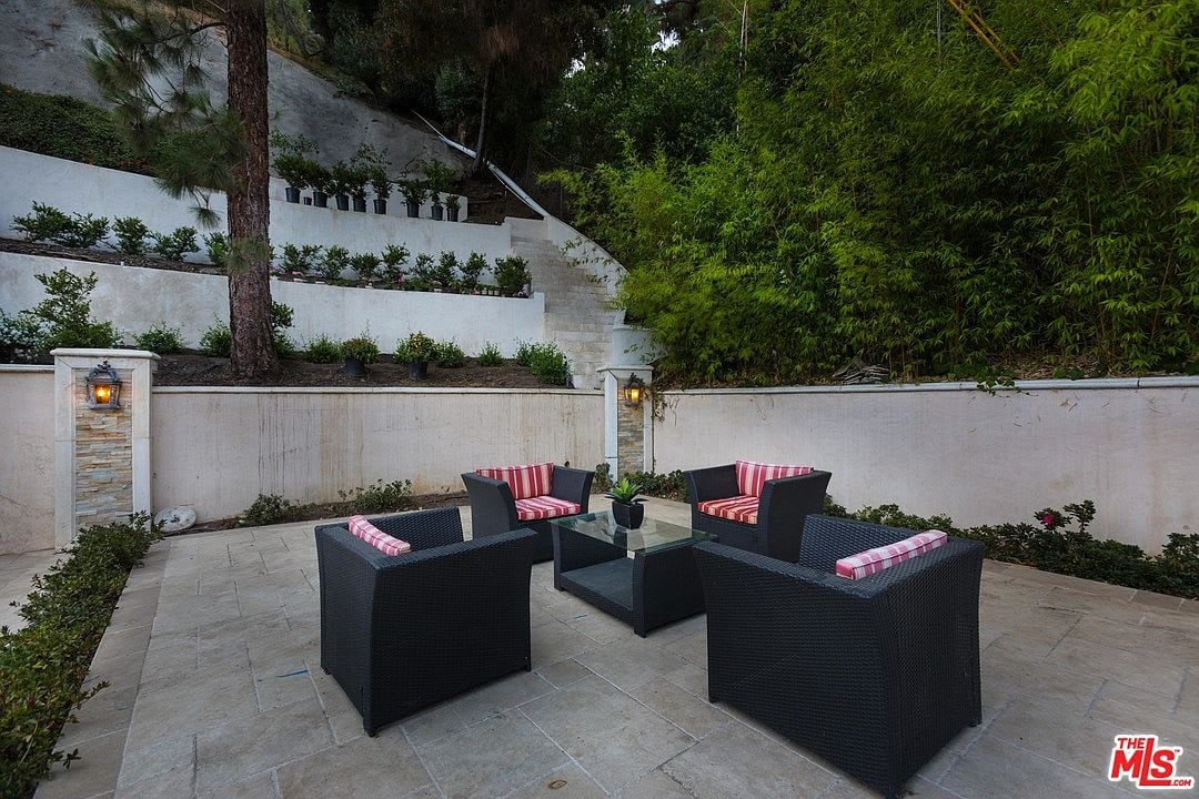 Villa Garden