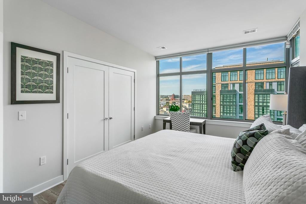 460 New York Ave NW, #1003