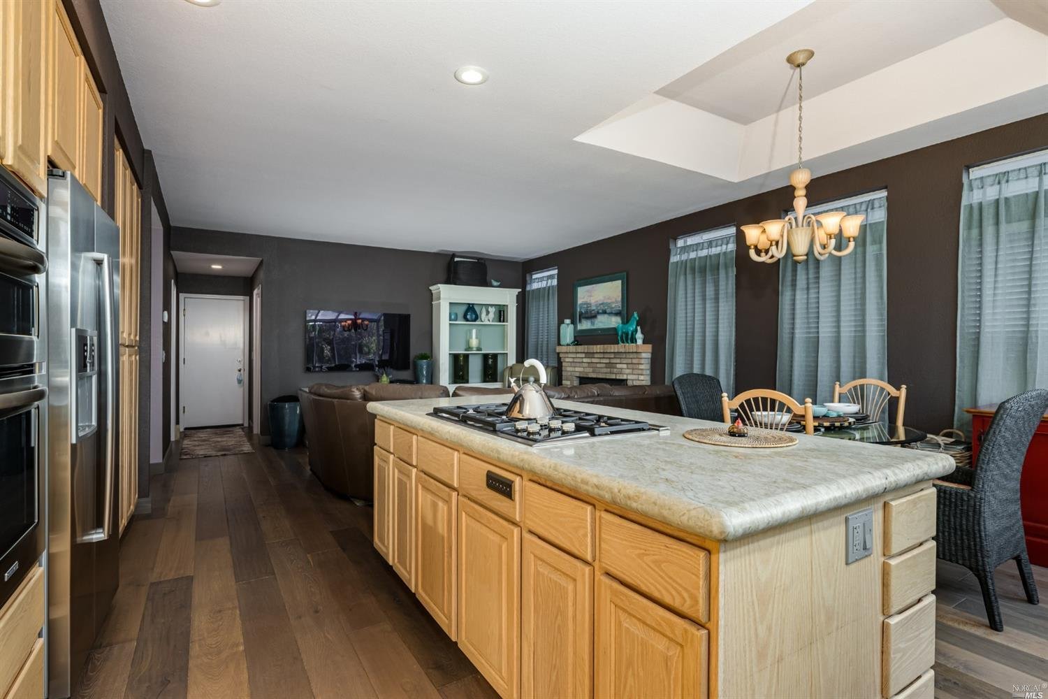 1829 Adobe Creek Dr