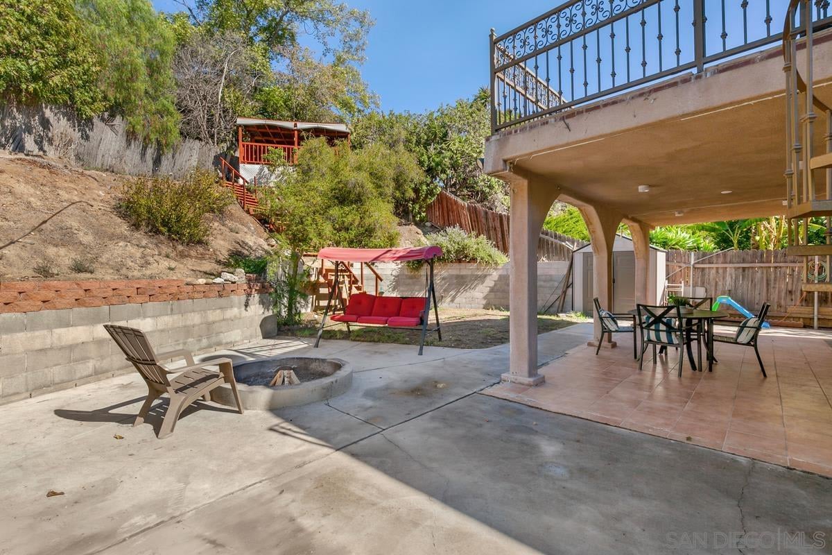 1949 Sonoma Ln