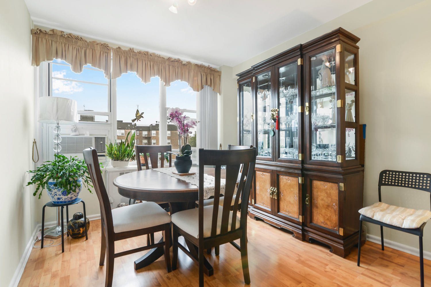 209-15 18th Ave