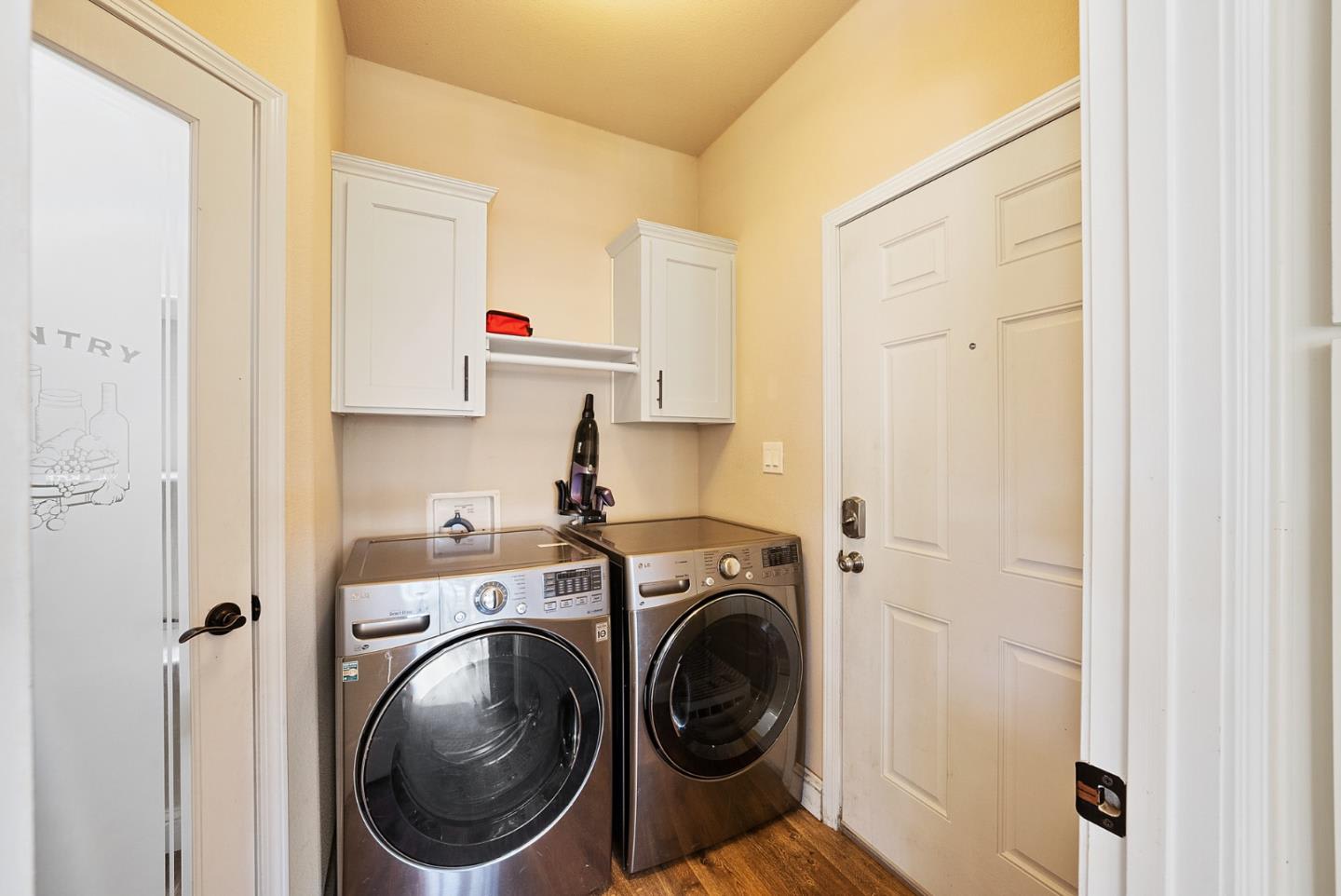 18260 Lakeview Ct Los Gatos, CA 95033